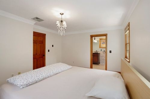 7 Apple Ridge Rd, Sutton MA  01590-2977 exterior