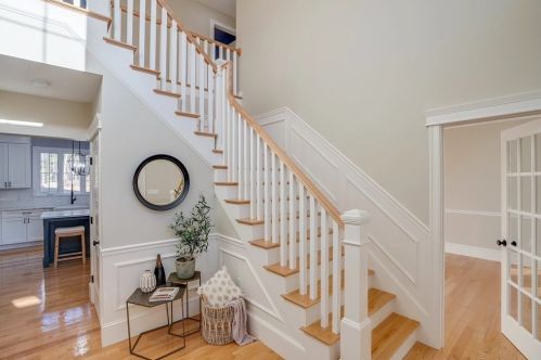 1 Dogwood Ln, North Reading MA 01864-1925 exterior