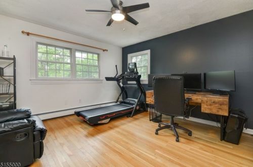 13 Beech Ct, Skyline Lakes NJ 07456-2503 exterior