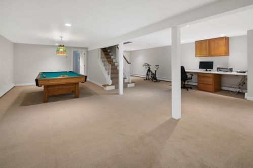 84 Leavitt St, Hingham MA 02043-2973 exterior