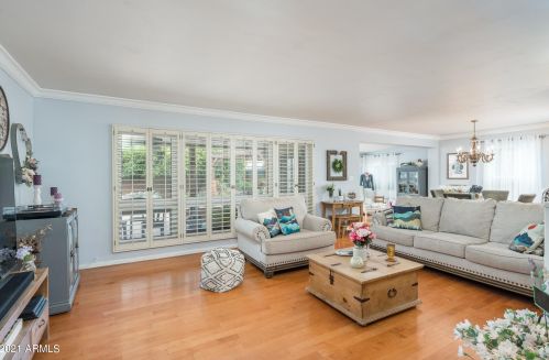 2807 11 Ave, Phoenix AZ 85021-7111 exterior