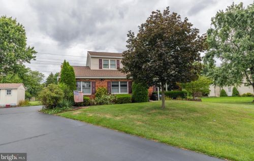 813 Hartley Pl, Lansdale, PA 19446-5516