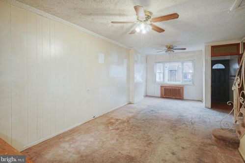 607 Gerritt St, Philadelphia, PA 19147-5809