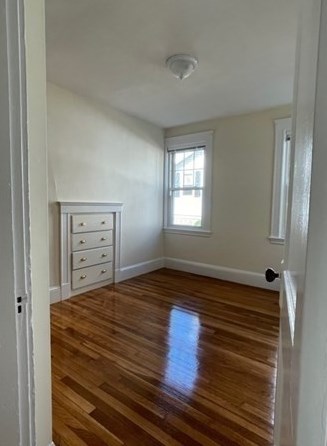 47 Park Ave Ext, Arlington MA 02474-2656 exterior