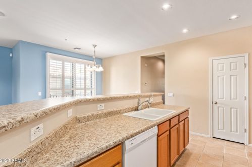 1515 80 Dr, Phoenix AZ 85033-3509 exterior