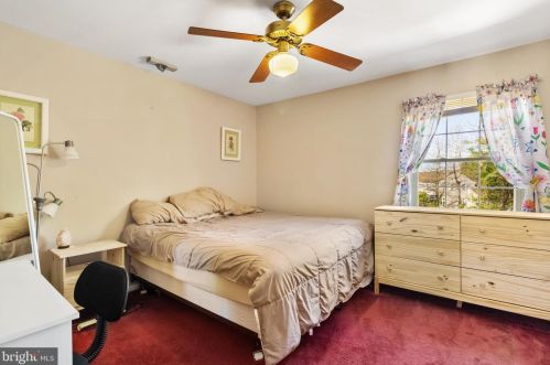 50 Tattersall Dr, West Deptford NJ 08051-1712 exterior