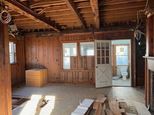 1307 Washington St, Braintree MA 02184-8623 exterior