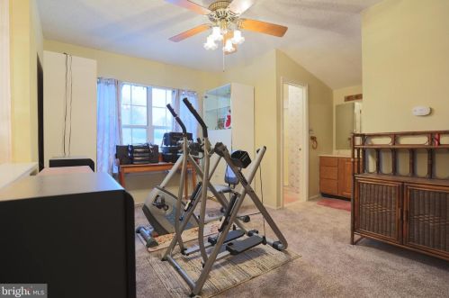 155 Lakebridge Dr, West Deptford NJ 08096-6717 exterior