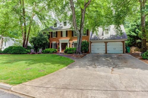 4815 Dunwoody Station Dr, Atlanta, GA 30338-4705