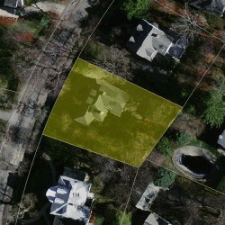 106 Shornecliffe Rd, Newton MA 02458-2421 aerial view