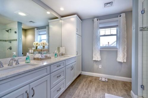 108 Crane St, Dedham MA 02026-3842 exterior