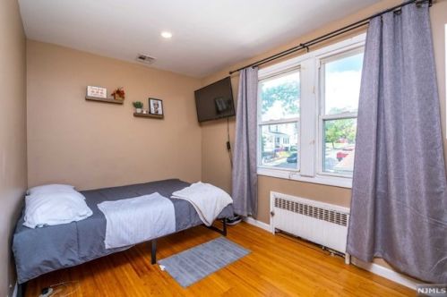 479 Dewitt Ave, Belleville NJ 07109-2508 exterior