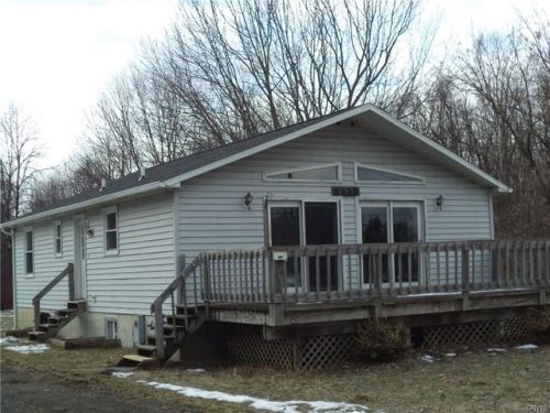 8639 Morgan Rd, Clay NY  13041-9614 exterior