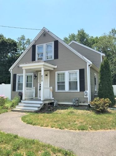 470 Plymouth St, Whitman, MA 02382-1603