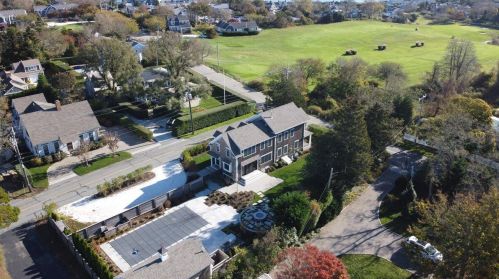 125 Seaview St, Chatham MA 02633-2330 exterior