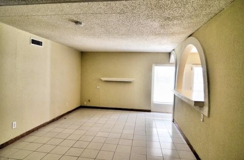 213 Springbranch Dr, Garland TX  75043-2331 exterior