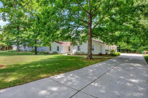 5640 Mill Trace Dr, Atlanta, GA 30338-2730