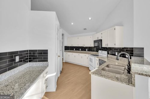 371 Tait Rd, Stockbridge GA  30281-4395 exterior