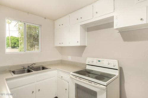 5061 Avalon Dr, Phoenix AZ 85015-5684 exterior