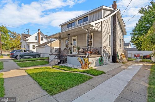 13 Dubois Ave, West Deptford, NJ 08096-1219