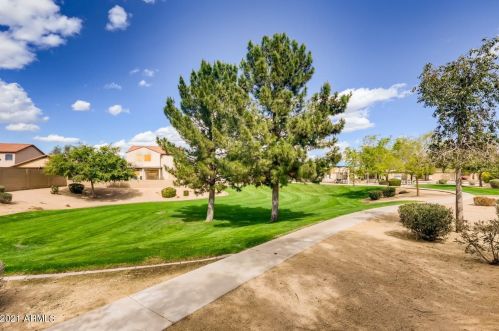 6227 16th Dr, Phoenix AZ  85015-2017 exterior