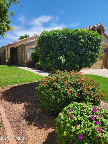 4380 Campo Bello Dr, Phoenix, AZ 85032-2294