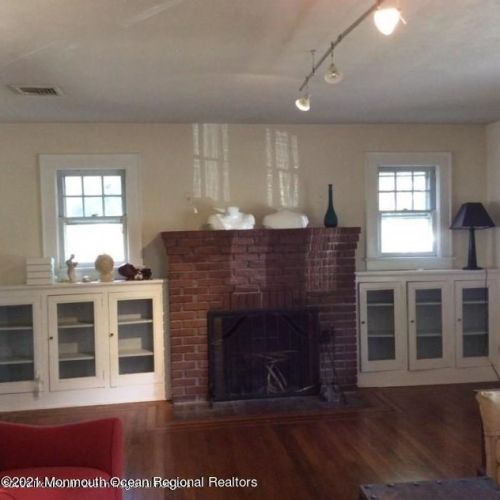 129 Rumson Rd, Little Silver NJ  07739-1349 exterior