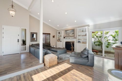 24 Whistling Swan, Irvine, CA 92604-4524