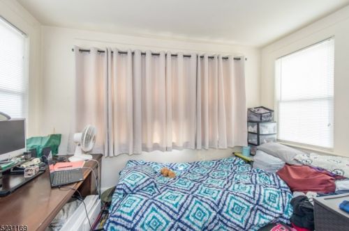 54 Malone Ave, Belleville NJ 07109-2671 exterior