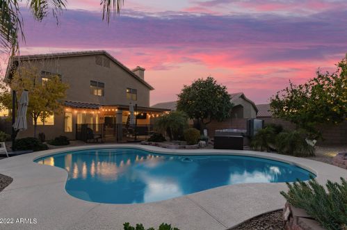 2412 Cielo Grande Ave, Phoenix AZ  85024-7552 exterior