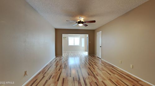 4040 Bloomfield Rd, Phoenix AZ 85029-2953 exterior