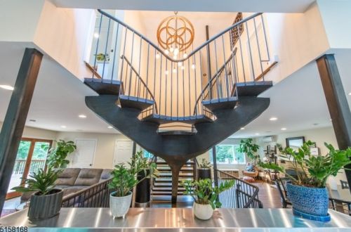 440 Stonetown Rd, Skyline Lakes NJ  07456-1200 exterior