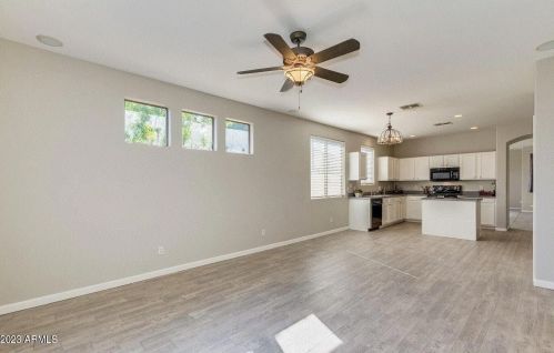 6851 27th Pl, Phoenix, AZ 85042-5948