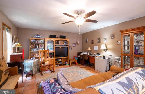 75 Toms River Rd, Jackson Twp NJ 08527-5237 exterior