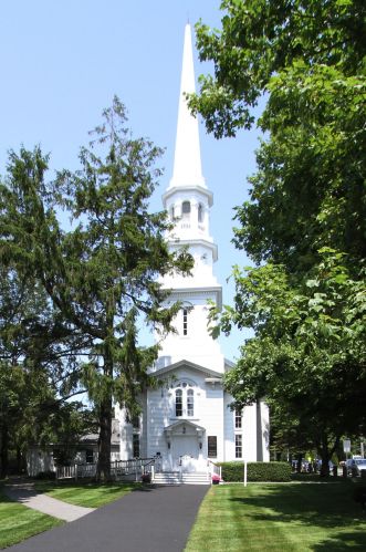 2 Englewood Dr, Harwich MA  02645-2738 exterior