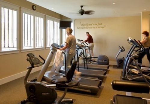 34 Whitcomb Gdn, Plymouth MA  02360-5194 exterior