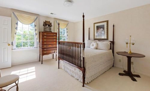 5426 Brooke Farm Dr, Atlanta GA 30338-3151 exterior