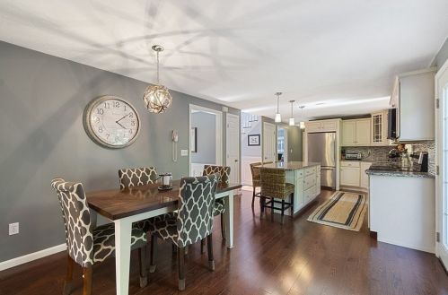 225 Sycamore Dr, Holden MA 01520-1152 exterior