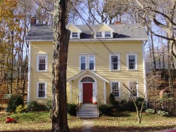 269 Lowell Ave, Newton, MA 02460-1821
