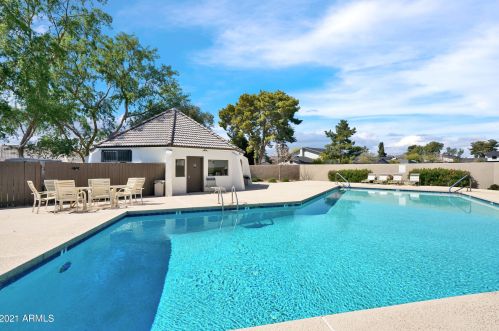 1110 Belmont Ave, Phoenix AZ 85051-6765 exterior