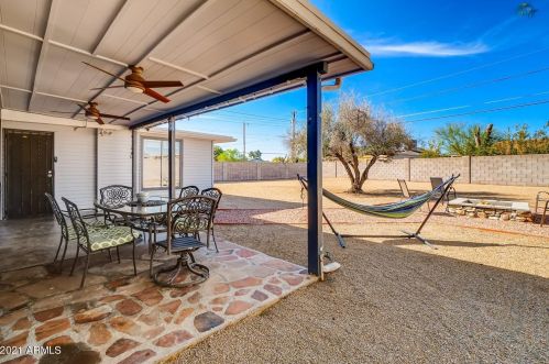 3216 Claire Dr, Phoenix AZ 85032-4911 exterior