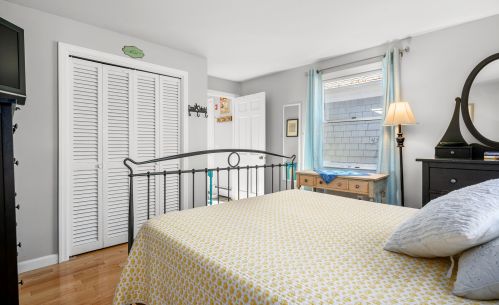 130 Main St, Dennis MA 02638-2019 exterior