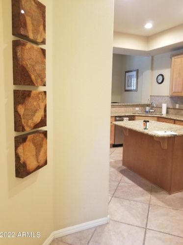 5122 34 Way, Phoenix AZ 85018-1548 exterior