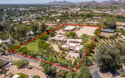 2020 Bethany Home Rd, Phoenix AZ 85014-2434 exterior