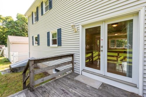 414 Broadway, Lynnfield MA 01940-2341 exterior