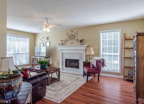 464 Walnut Crk Dr, Stockbridge GA 30281 exterior