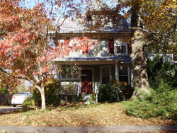 25 Berwick Rd, Newton, MA 02459-2122