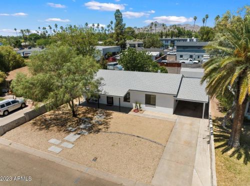 3520 Amelia Ave, Phoenix AZ 85037-2365 exterior