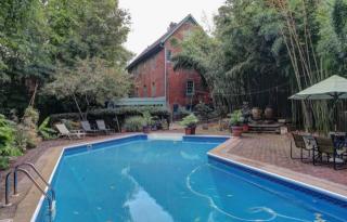 1212 Castlewood Ave, Louisville KY  40204-1642 exterior