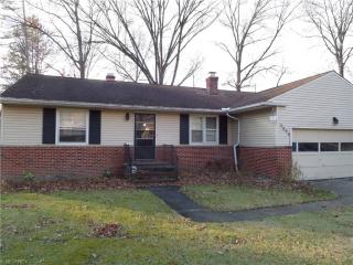 3094 Dover Center Rd, Cleveland, OH 44145-4509
